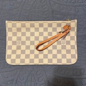LV wristlet